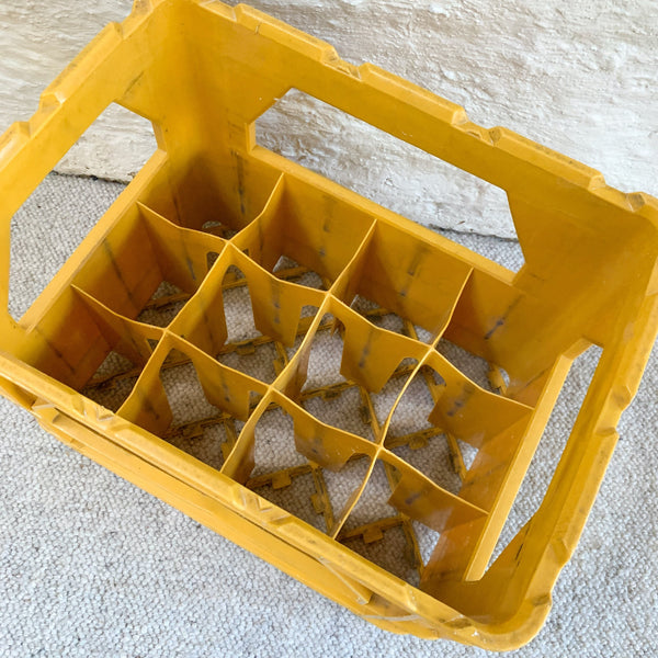GOLD MEDAL DRINKS CRATE