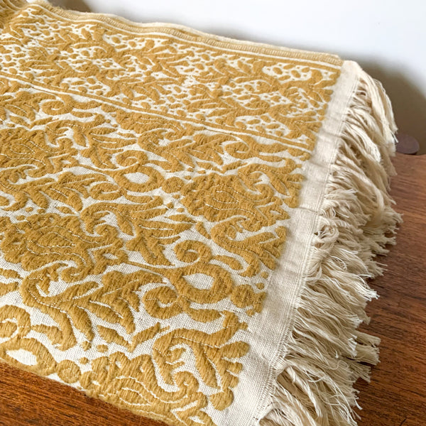 EMBROIDERED BED THROW