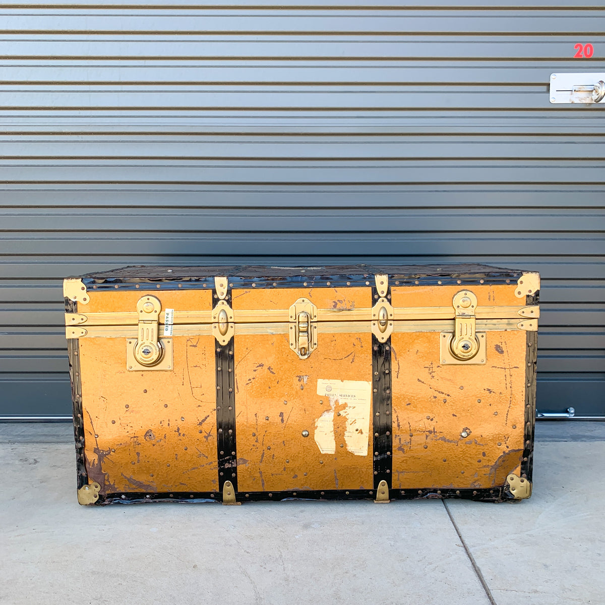 Travel Trunk Edging TRAVEL TRUNK 2