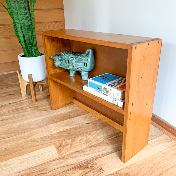 SMALL WOODEN BOOKCASE