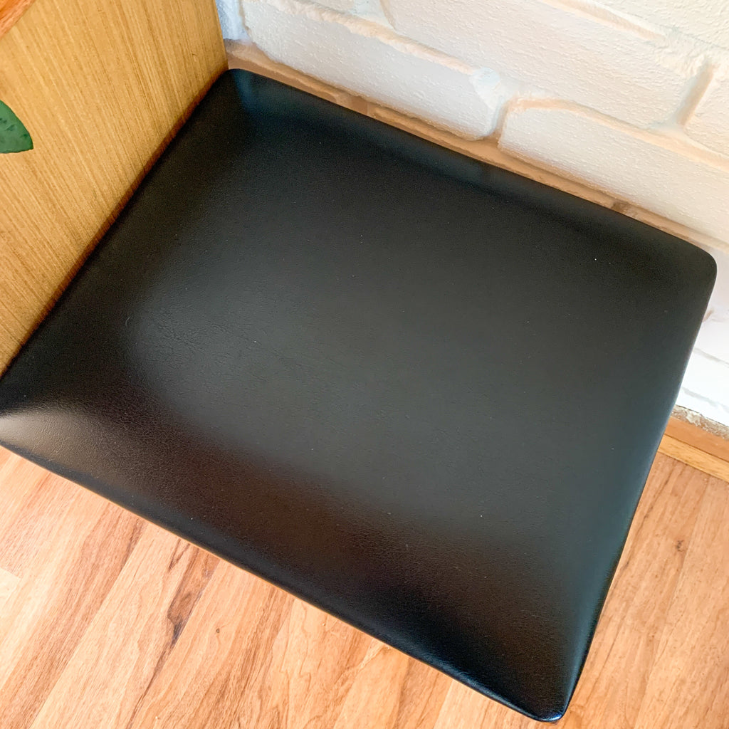 GAINSBOROUGH TELEPHONE TABLE