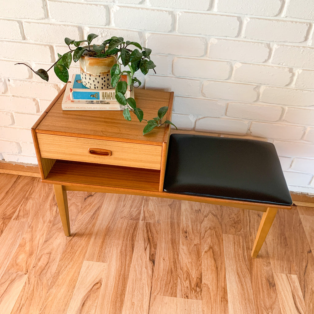 GAINSBOROUGH TELEPHONE TABLE