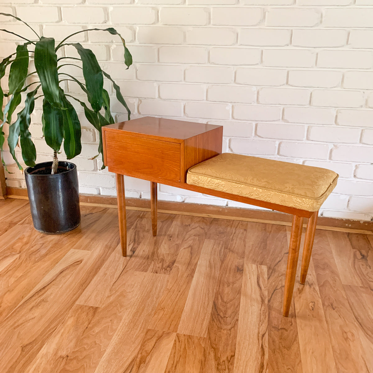 TELEPHONE TABLE