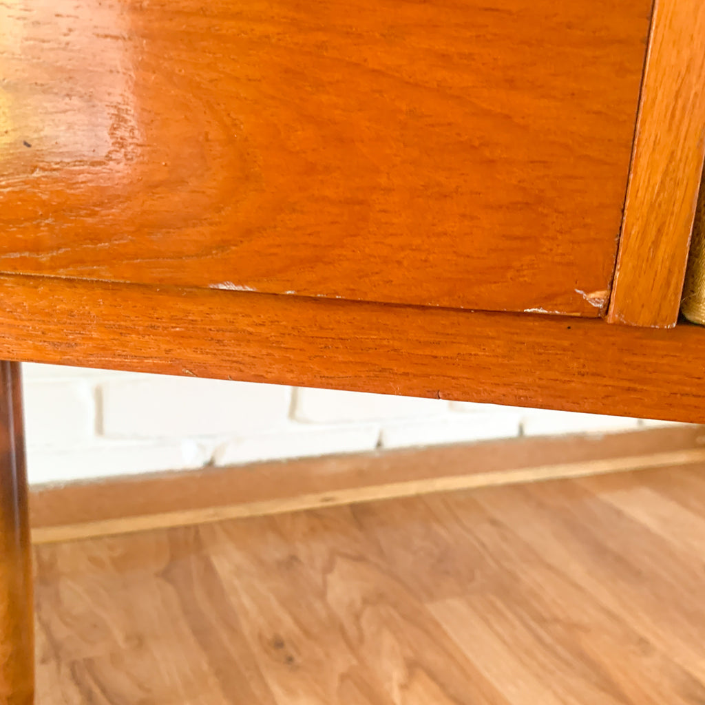 TELEPHONE TABLE
