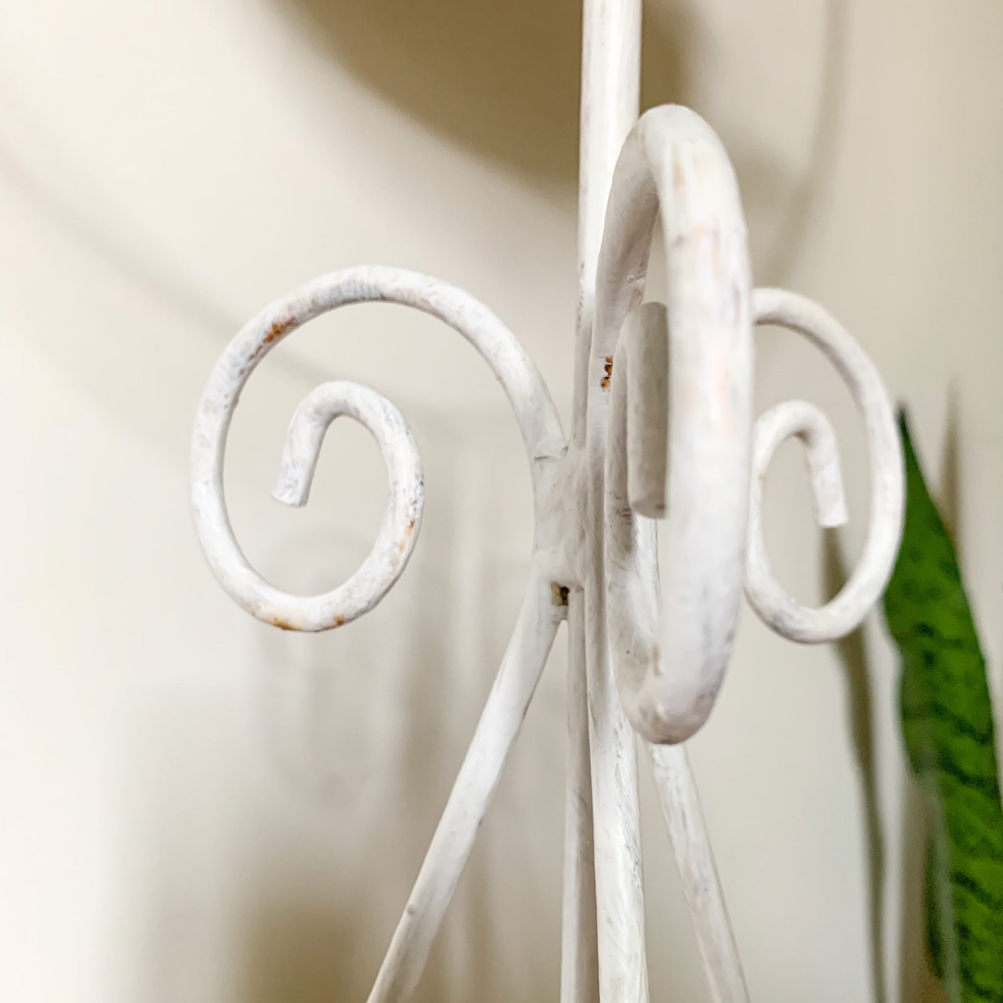 METAL BIRD CAGE HANGER