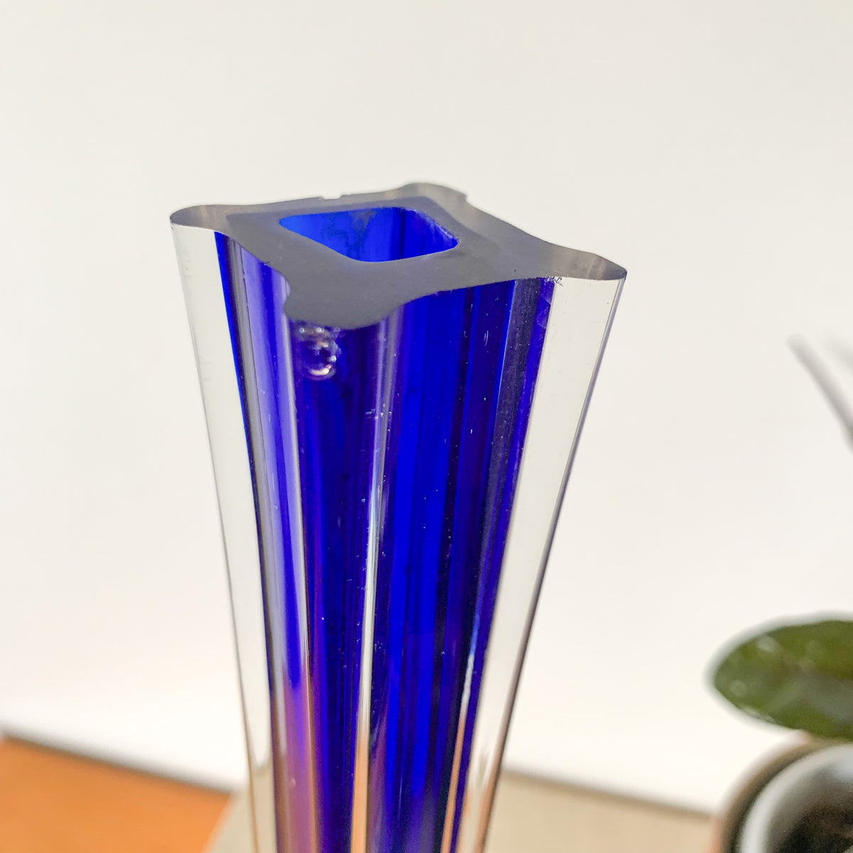 BLUE BUD VASE
