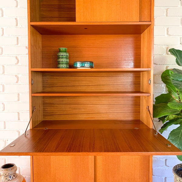 CABINET WALL UNIT