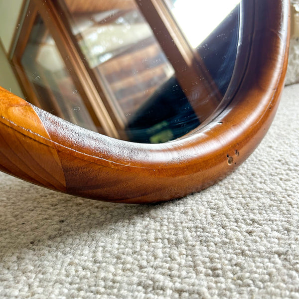 OVAL WOODEN WALL MIRRORS