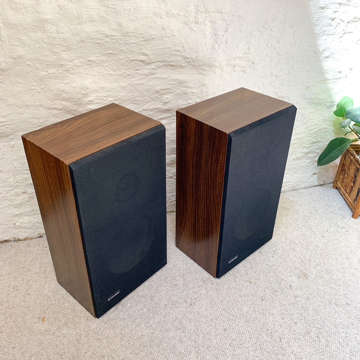 PIONEER SPEAKERS JAPAN