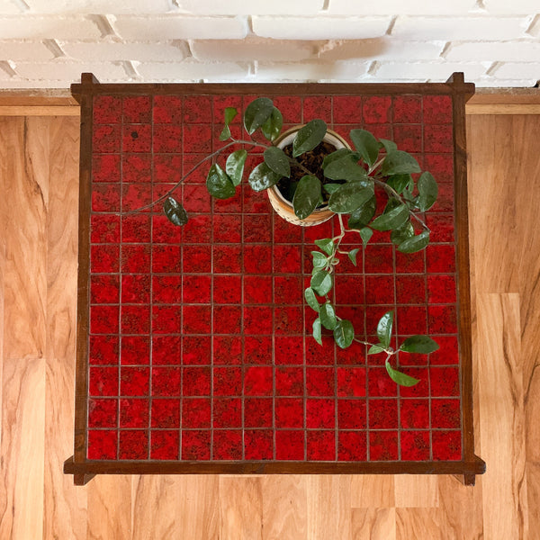TILE TOP COFFEE TABLE RED