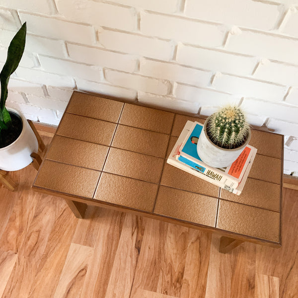 TILE TOP COFFEE TABLE BROWN